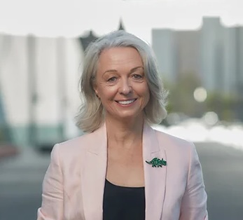 Profile picture of Lynley Crosswell